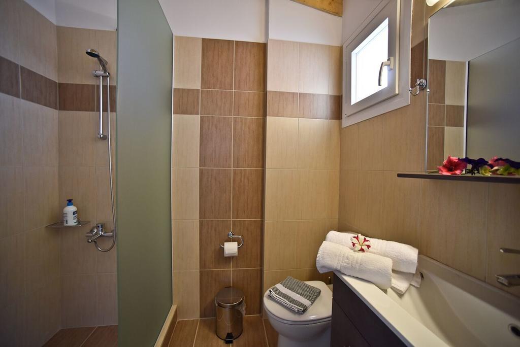 Palapart Gikas Suites And Studios جوفيا المظهر الخارجي الصورة